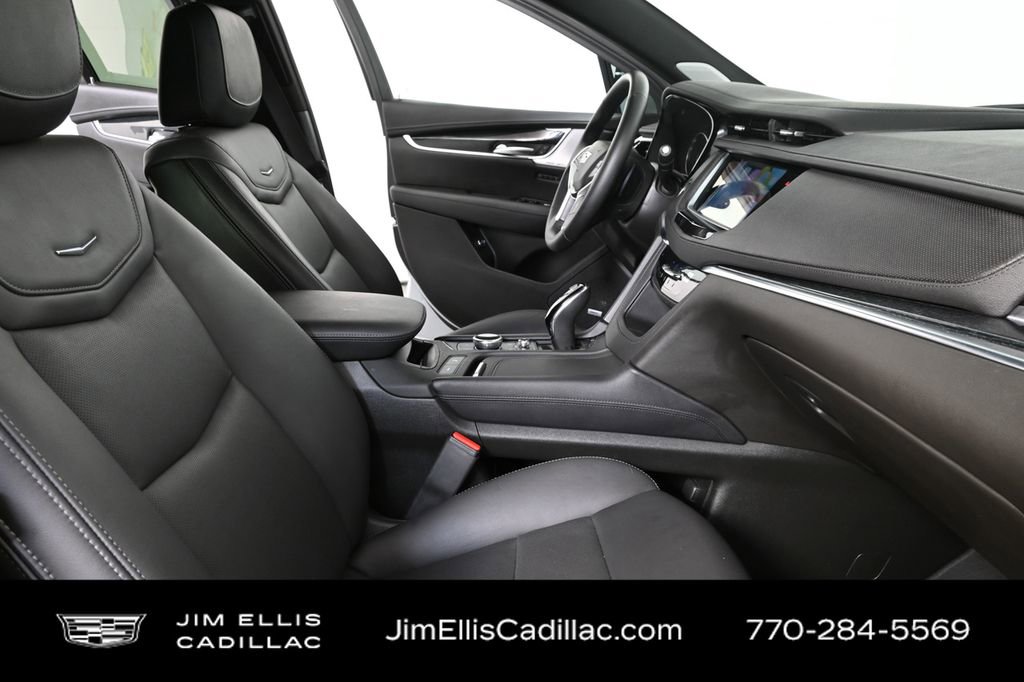 Certified 2025 Cadillac XT5 Premium Luxury image 24