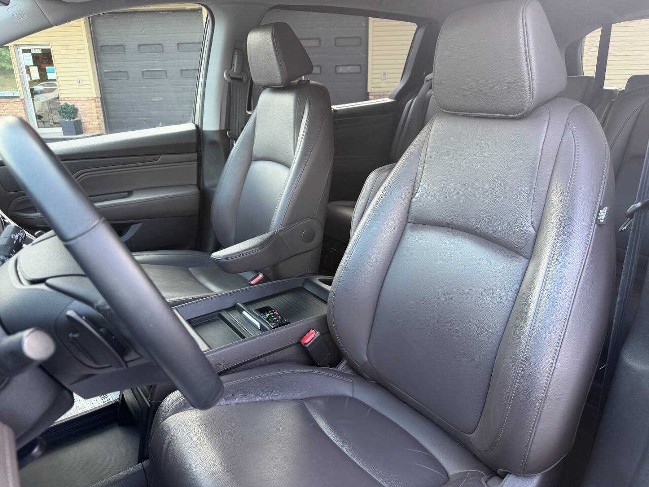 Used 2020 Honda Odyssey Touring image 17