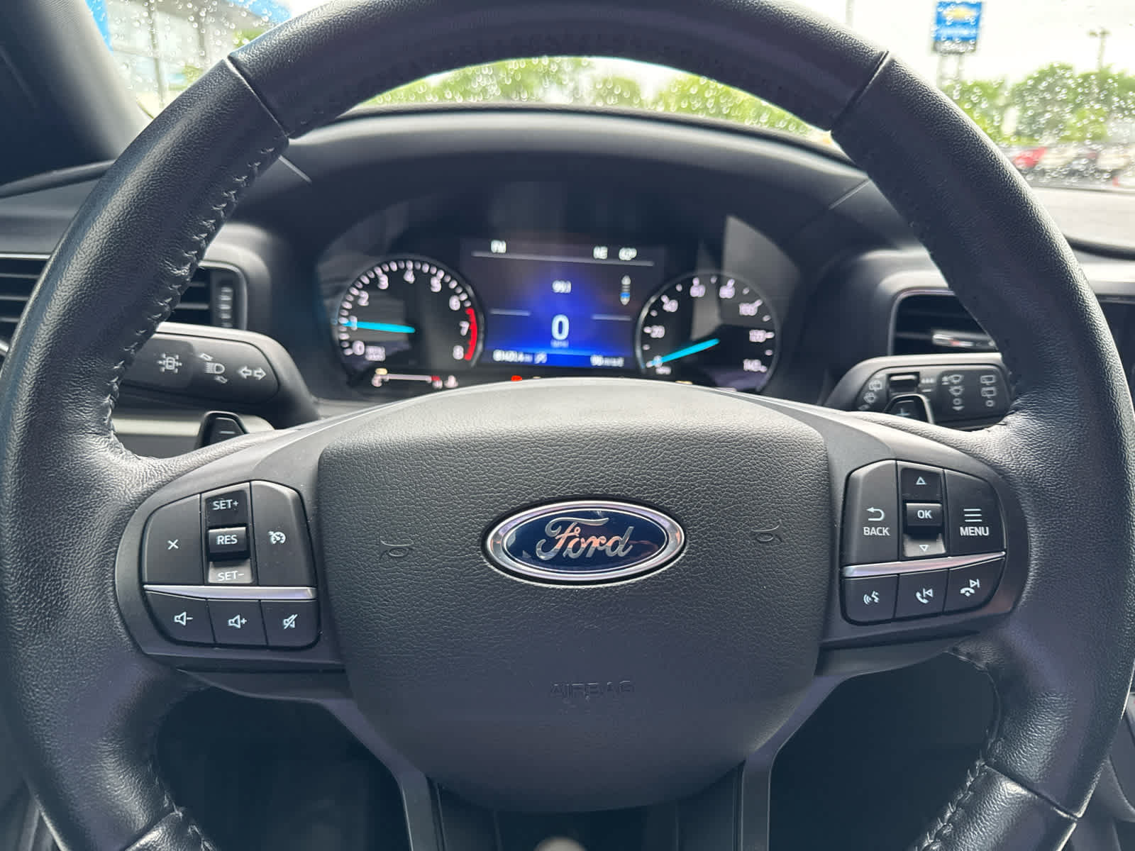 Used 2020 Ford Explorer XLT w/ Equipment Group 202A AWD/4WD image 22