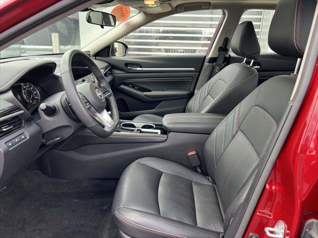 Used 2023 Nissan Altima 2.5 SR w/ SR Premium Package FWD image 20