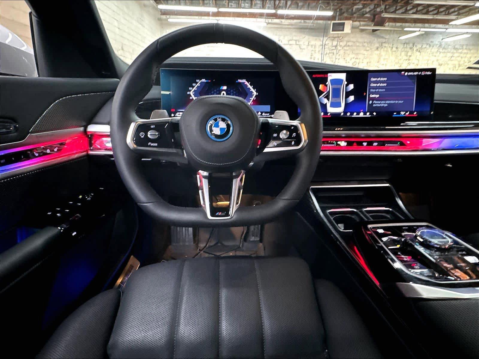 Used 2026 BMW 750e xDrive w/ Executive Package AWD/4WD image 8