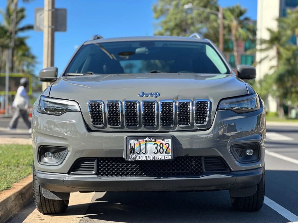 Used 2019 Jeep Cherokee Latitude Plus w/ Cold Weather Group image 7