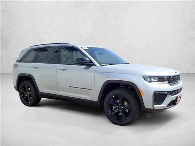 New 2026 Jeep Grand Cherokee Limited w/ Limited Altitude Package AWD/4WD image 6