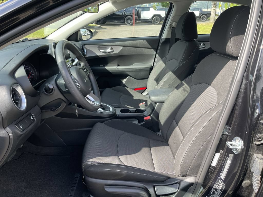 Used 2022 Kia Forte Sedan FWD image 17