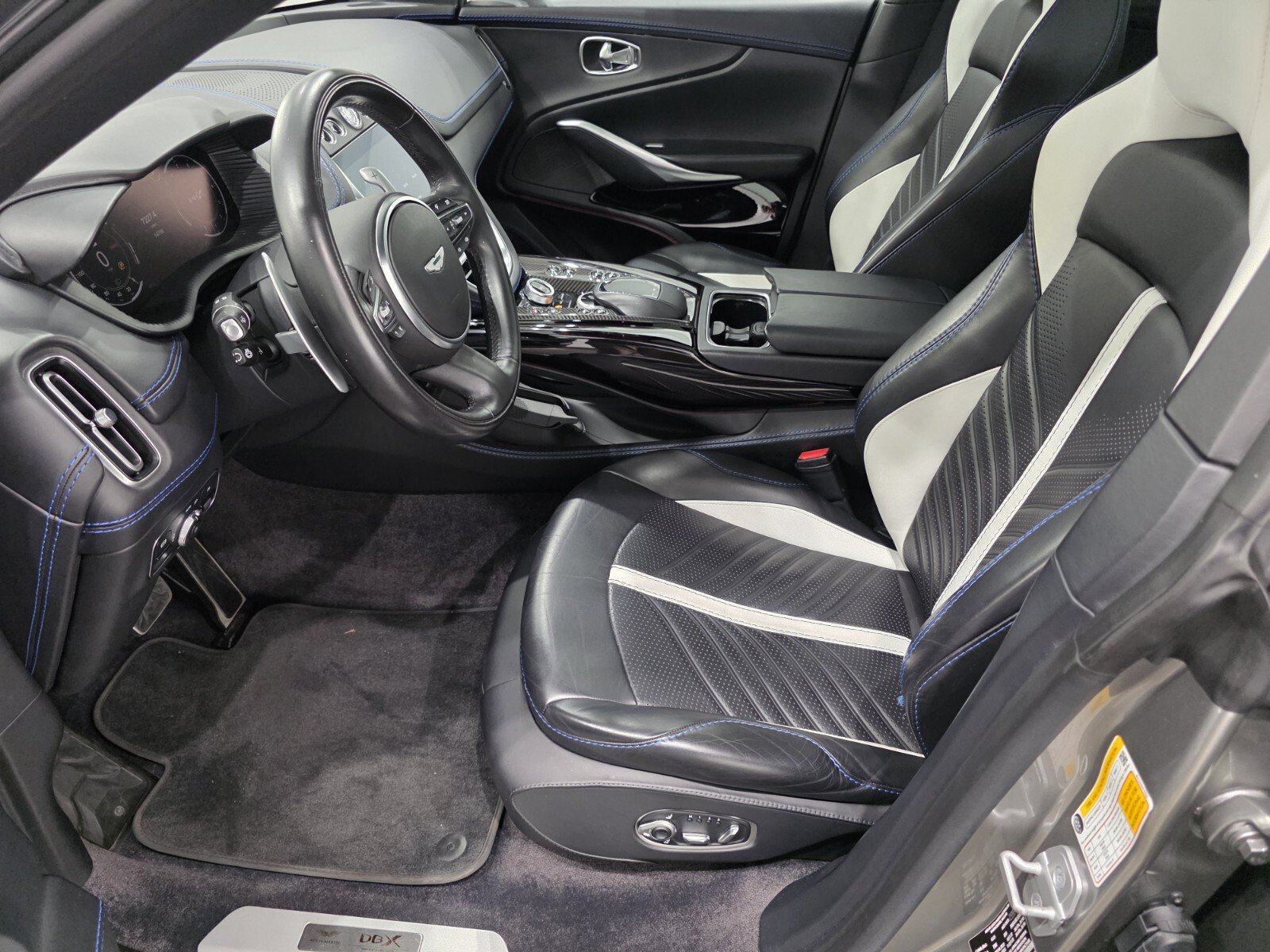 Used 2023 Aston Martin DBX 707 AWD/4WD image 17