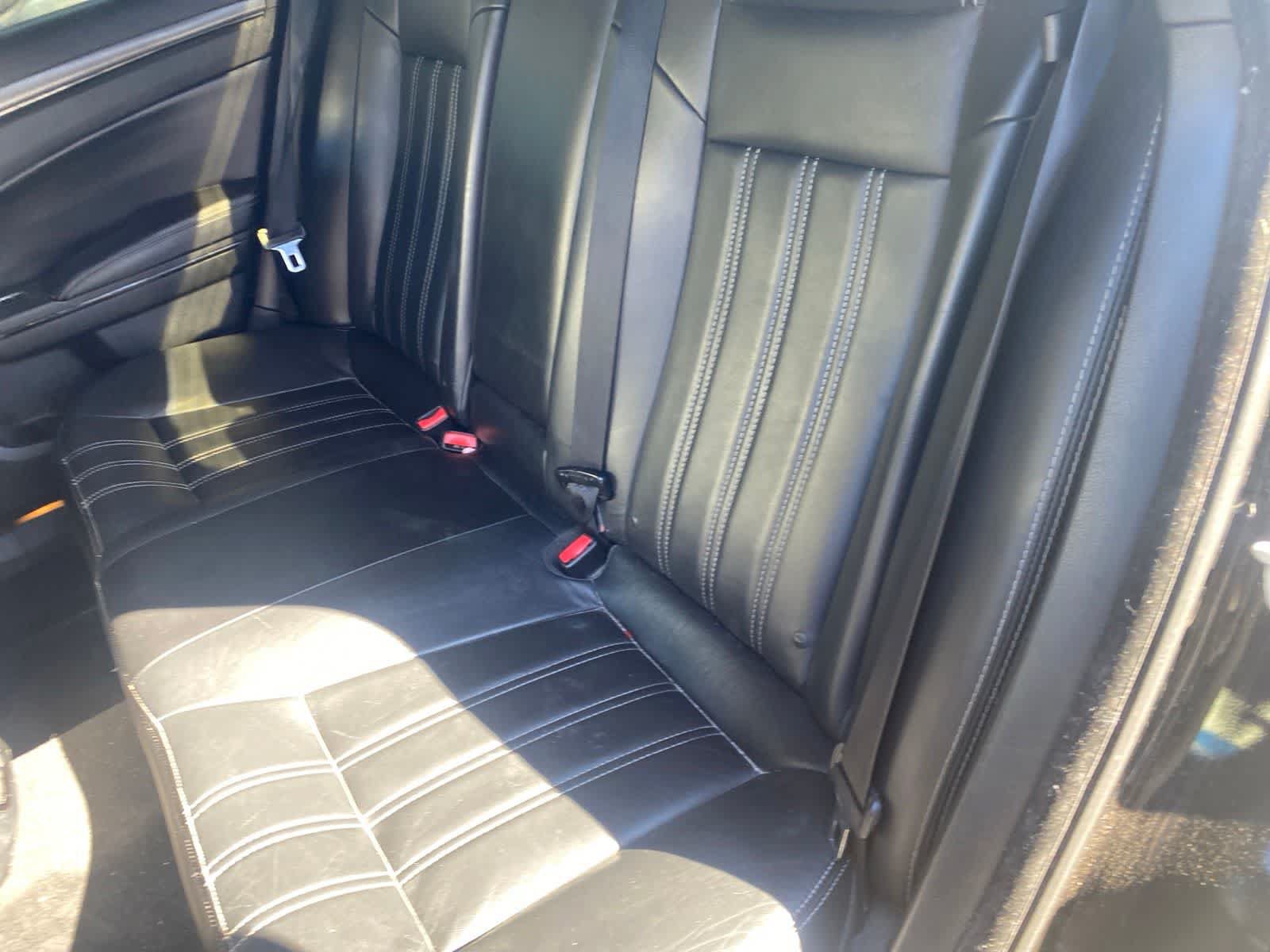 Used 2014 Chrysler 300 S w/ Luxury Group RWD image 13