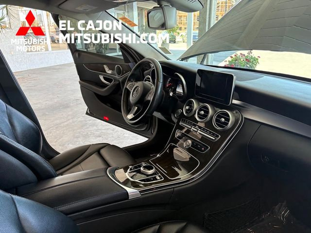 Used 2017 Mercedes-Benz C 300 Sedan image 24