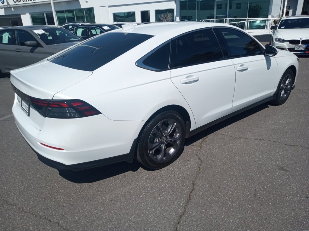 Used 2023 Honda Accord EX image 3