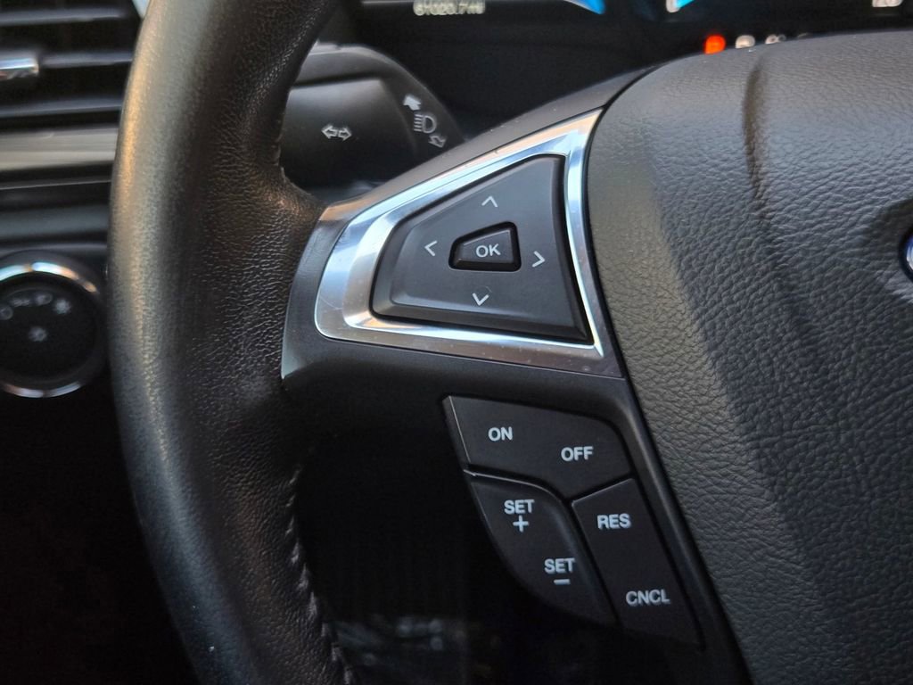 Used 2018 Ford Fusion Energi SE image 22
