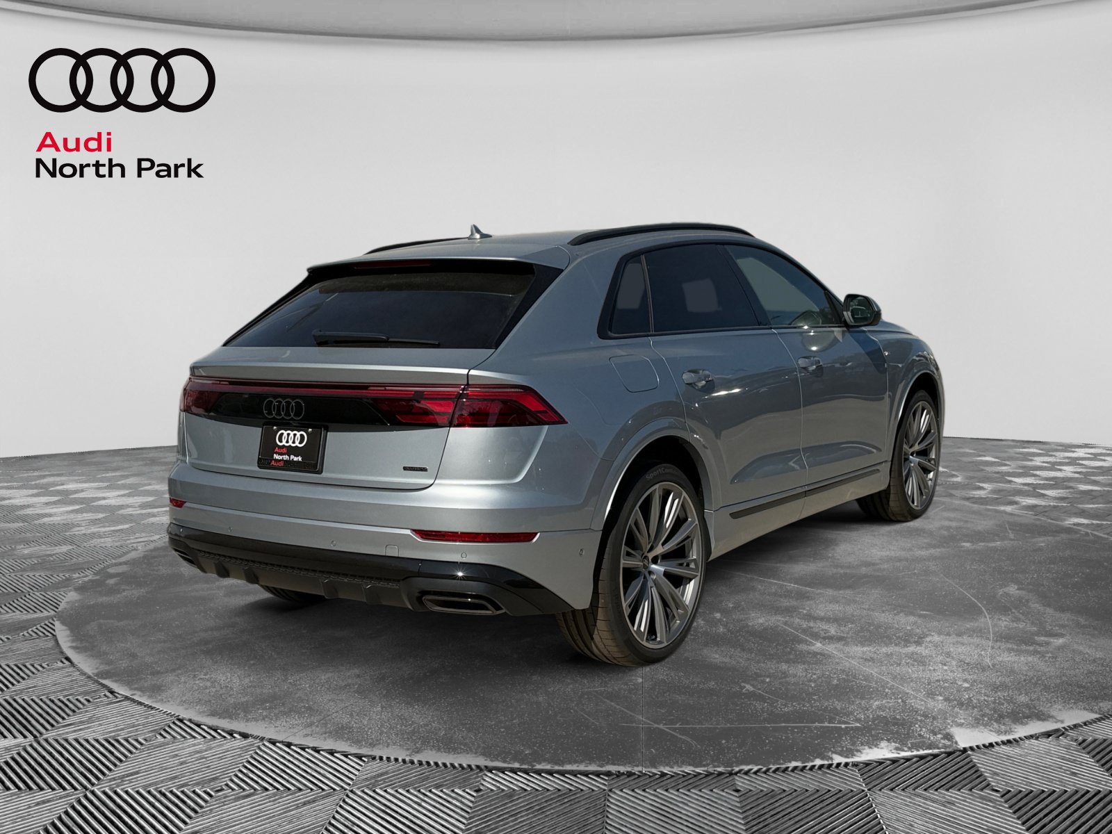 New 2027 Audi Q8 Prestige AWD/4WD image 5
