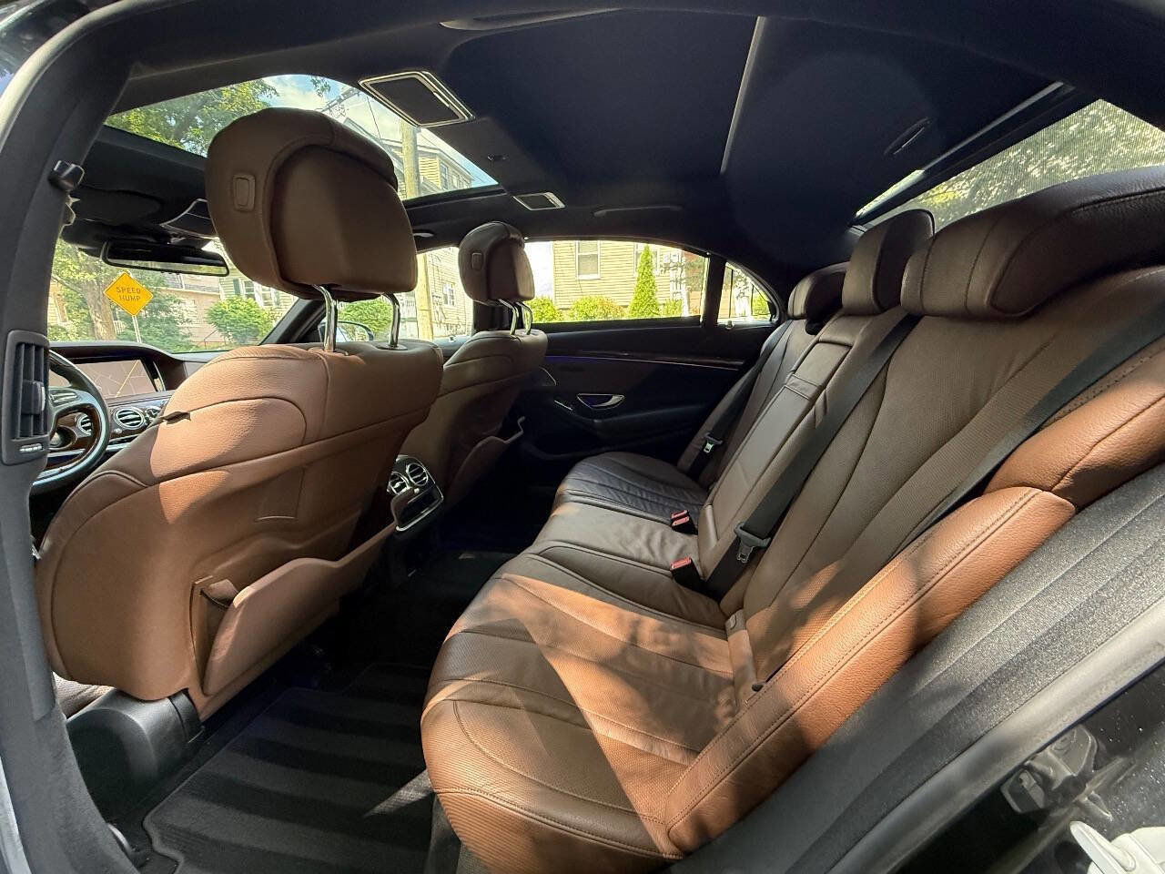 Used 2015 Mercedes-Benz S 550 4MATIC Sedan image 10