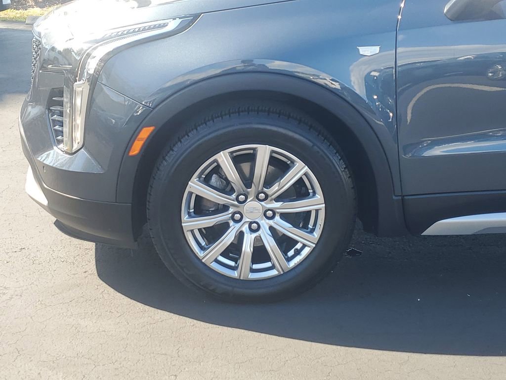 Used 2019 Cadillac XT4 Premium Luxury w/ Driver Awareness Package image 12