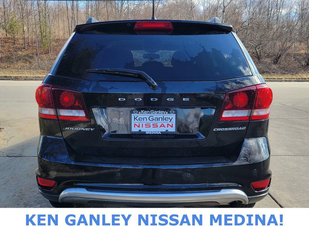 Used 2017 Dodge Journey Crossroad w/ Popular Equipment Group image 4