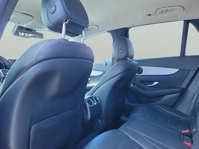 Used 2022 Mercedes-Benz GLC 300 w/ Premium Package Lite image 12