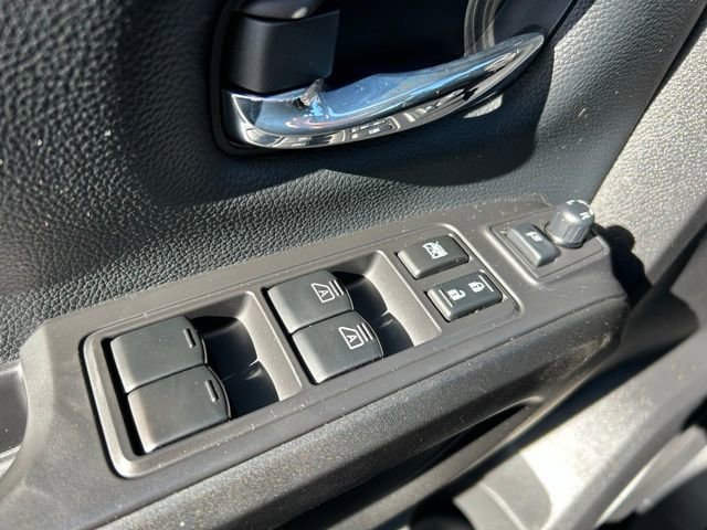 Used 2021 Nissan Titan PRO-4X w/ Pro-4x Convenience Package AWD/4WD image 33