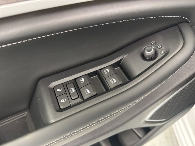 New 2026 Jeep Grand Cherokee Limited Reserve image 15