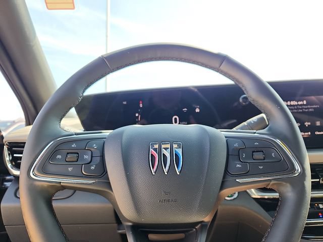 Certified 2025 Buick Envista Preferred FWD image 19