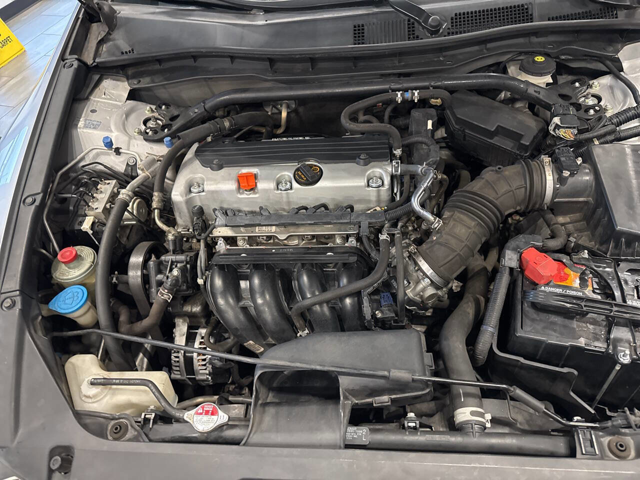 Used 2011 Honda Accord EX-L image 24