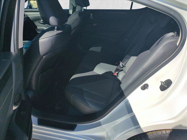 Used 2024 Lexus ES 350 w/ Premium Package FWD image 19