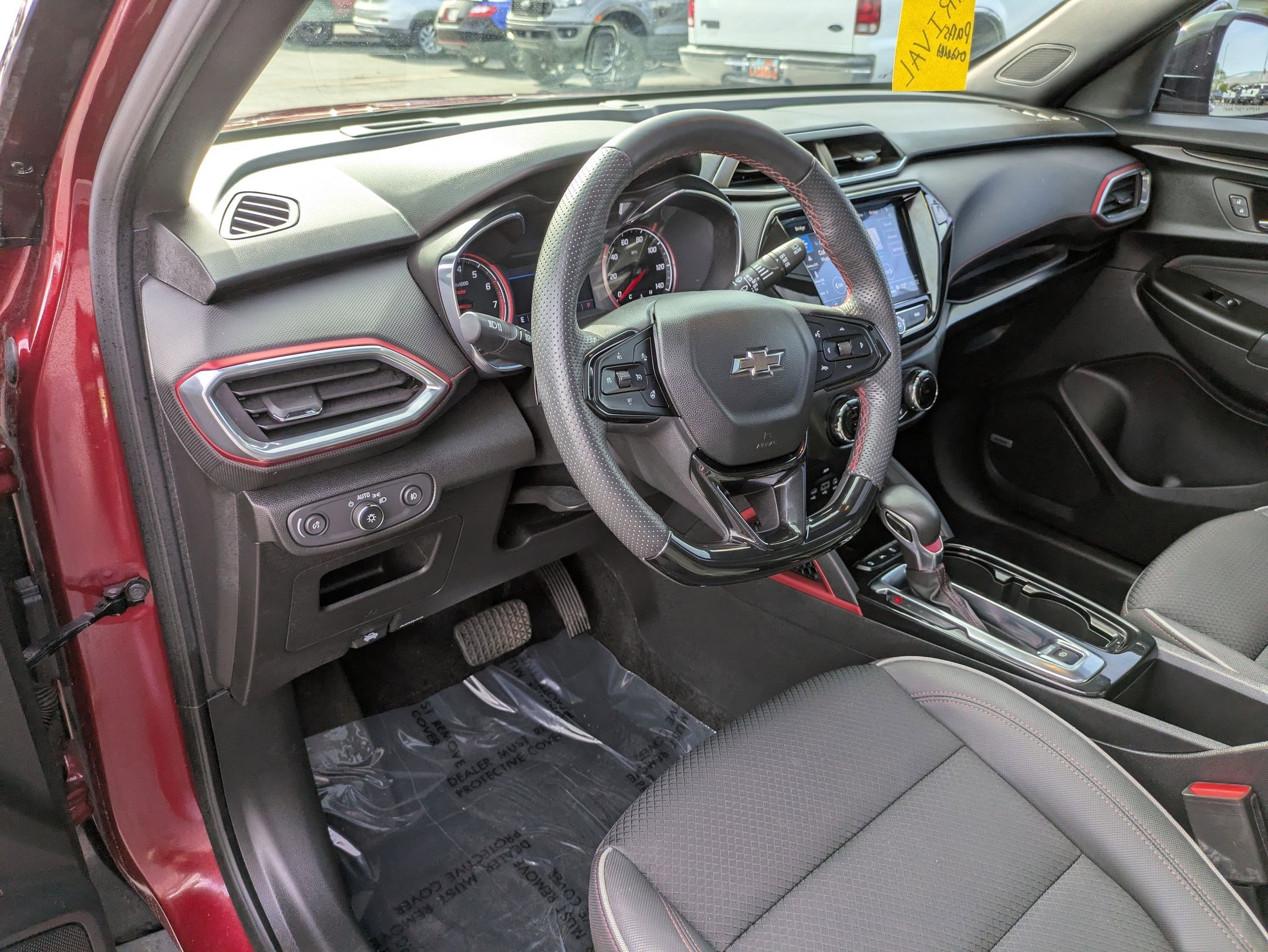 Used 2023 Chevrolet TrailBlazer RS w/ Sun and Liftgate Package image 14