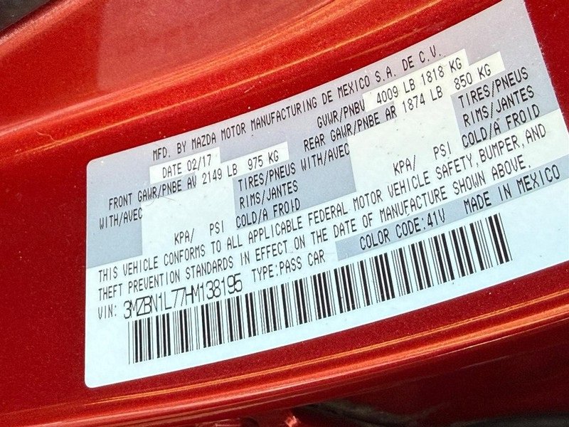 Used 2017 MAZDA MAZDA3 Touring image 32
