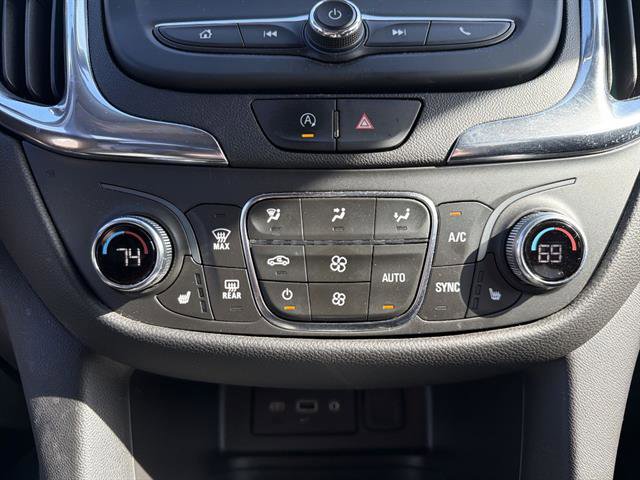 Used 2023 Chevrolet Equinox LT image 39