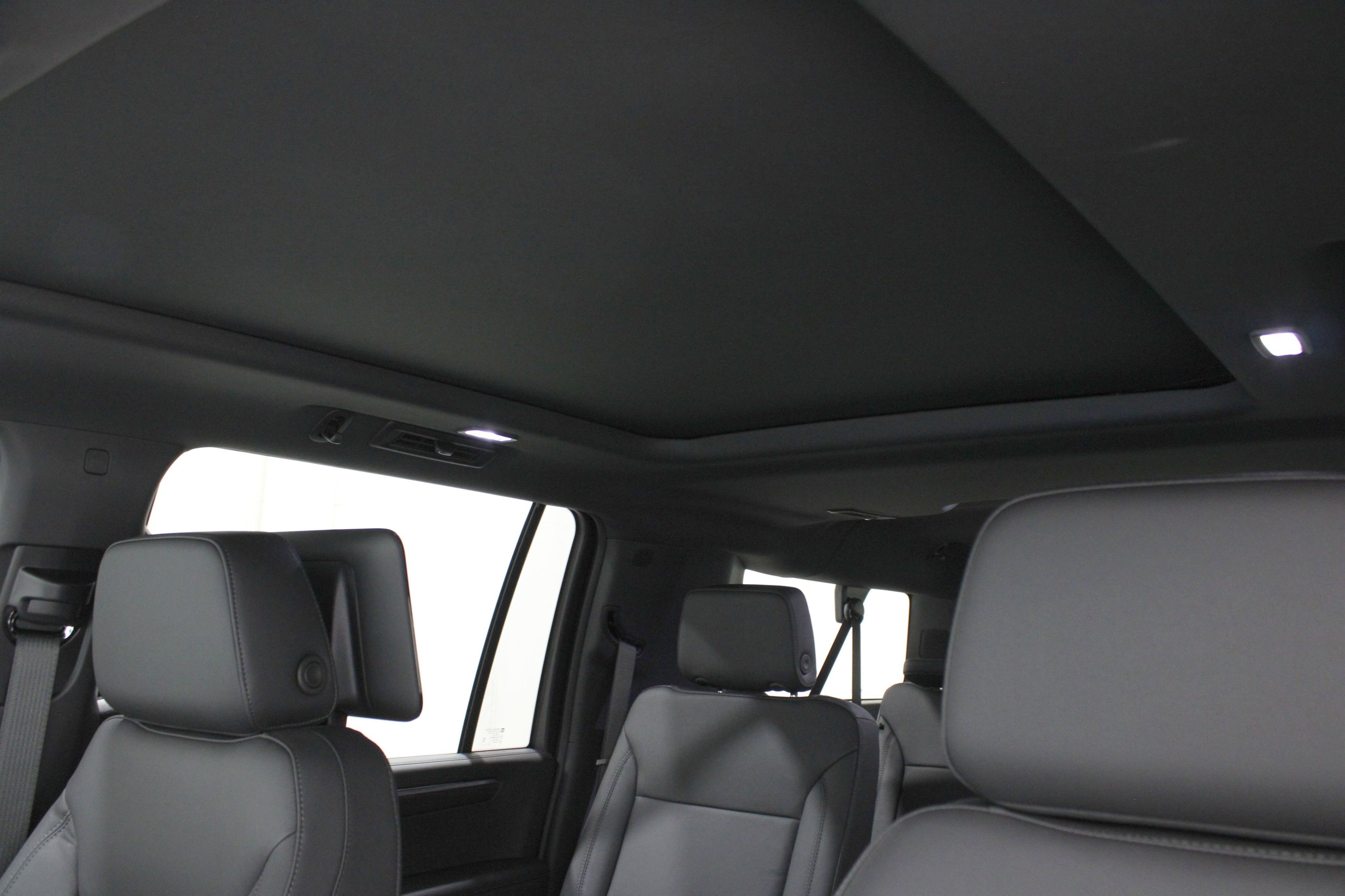 New 2026 Chevrolet Suburban Z71 w/ Z71 Off-Road Package image 30
