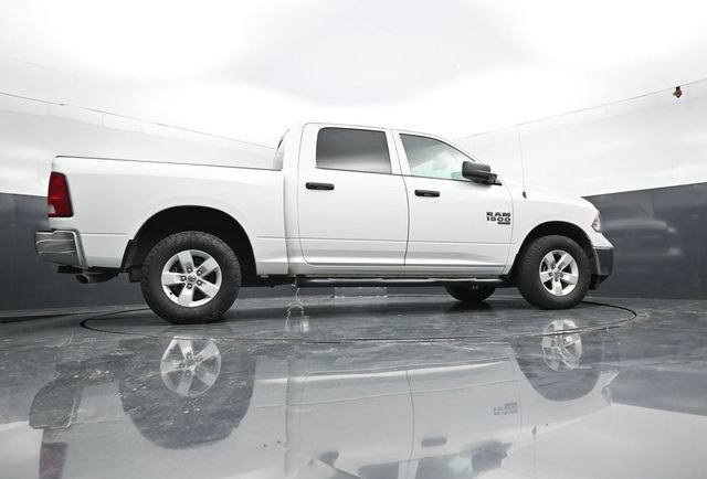 Used 2022 RAM 1500 Classic SLT AWD/4WD image 55