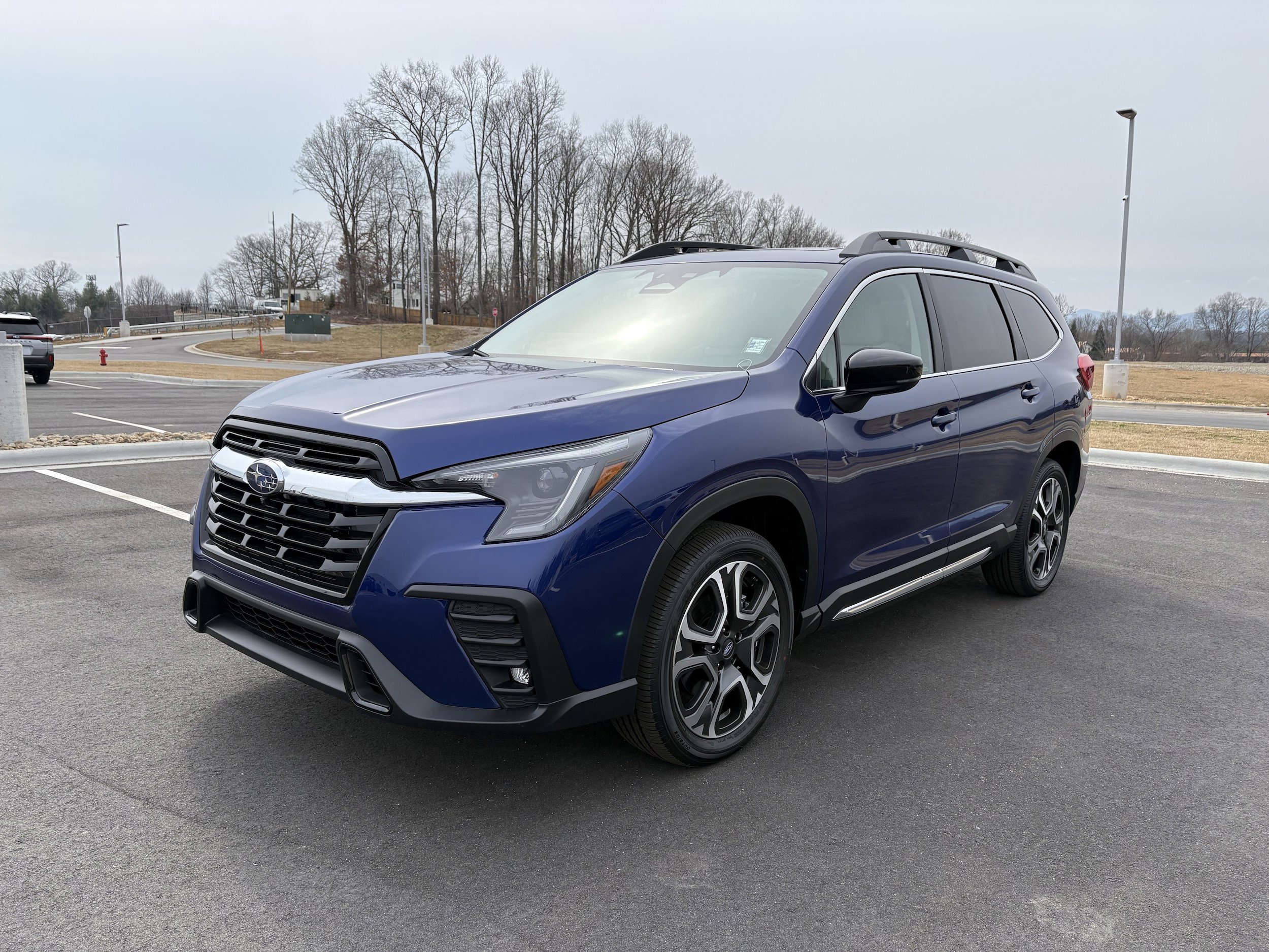 New 2026 Subaru Ascent Limited image 3
