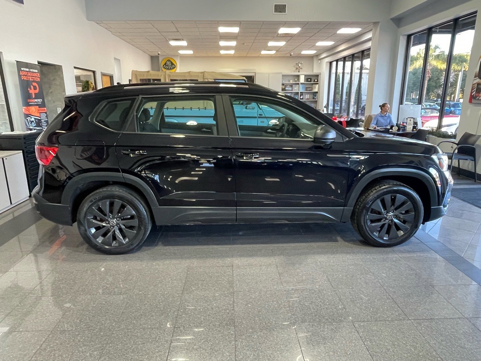 Used 2022 Volkswagen Taos S image 5