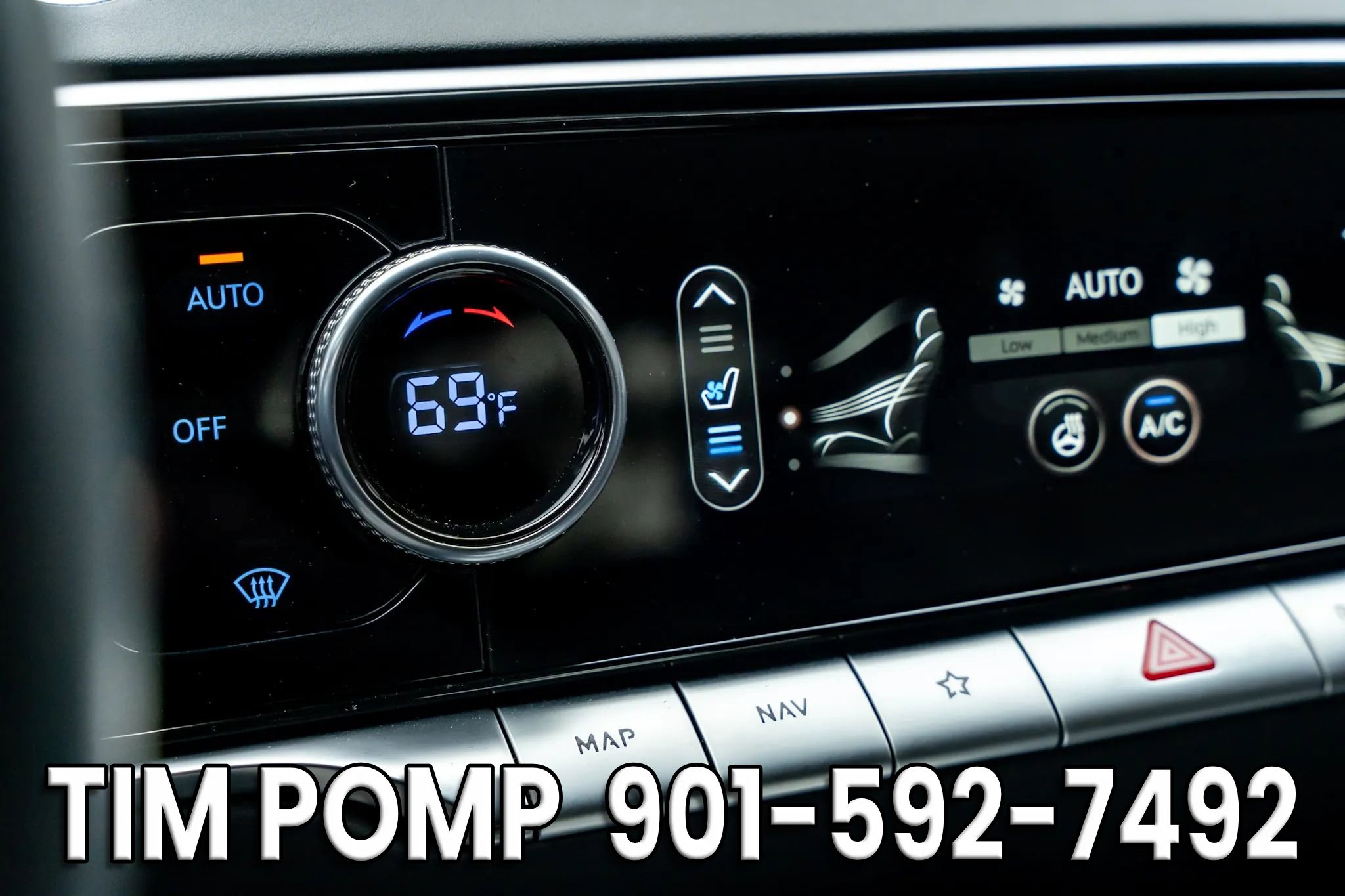 Used 2023 Genesis GV70 2.5T w/ Select Package image 25