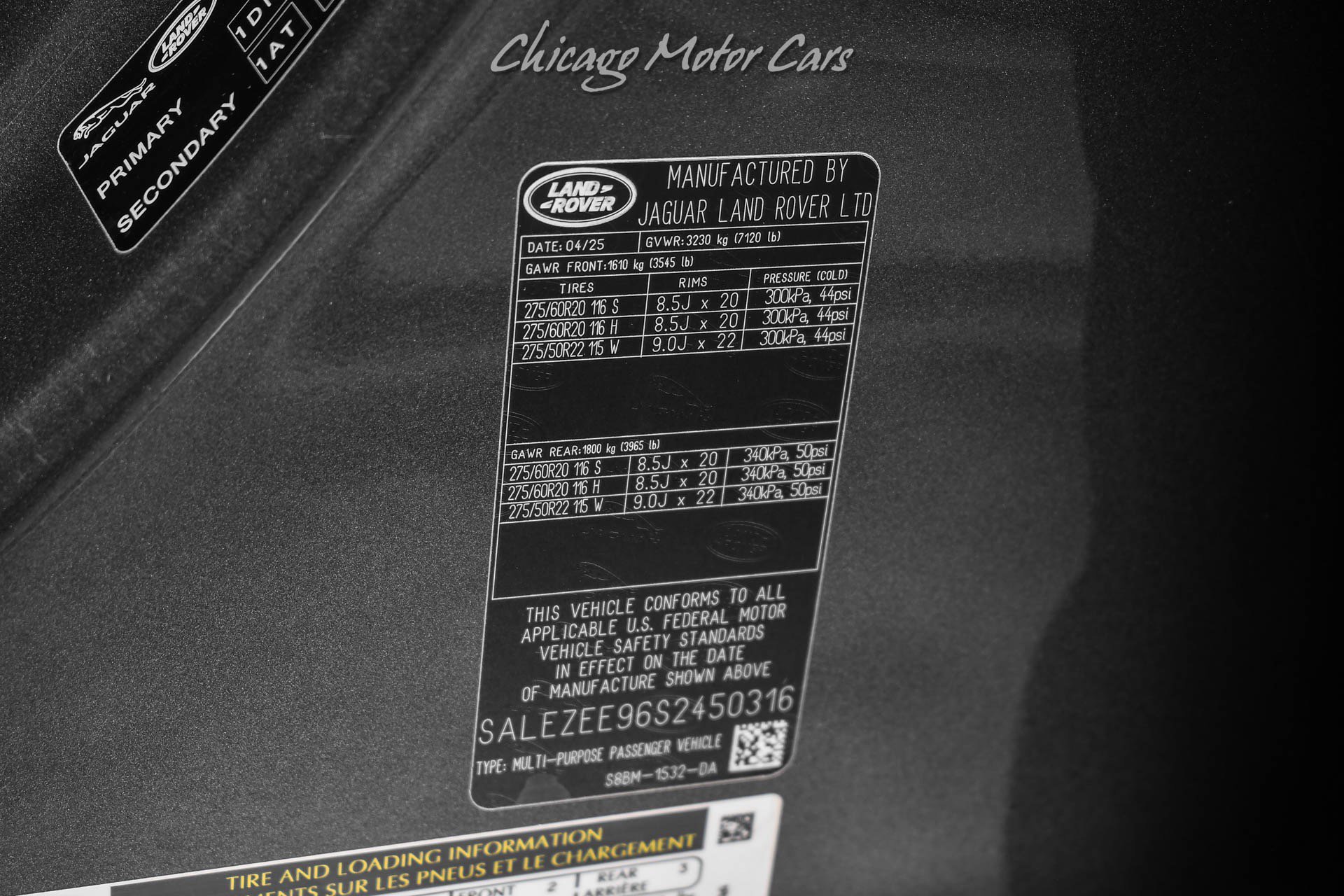Used 2025 Land Rover Defender 110 AWD/4WD image 60