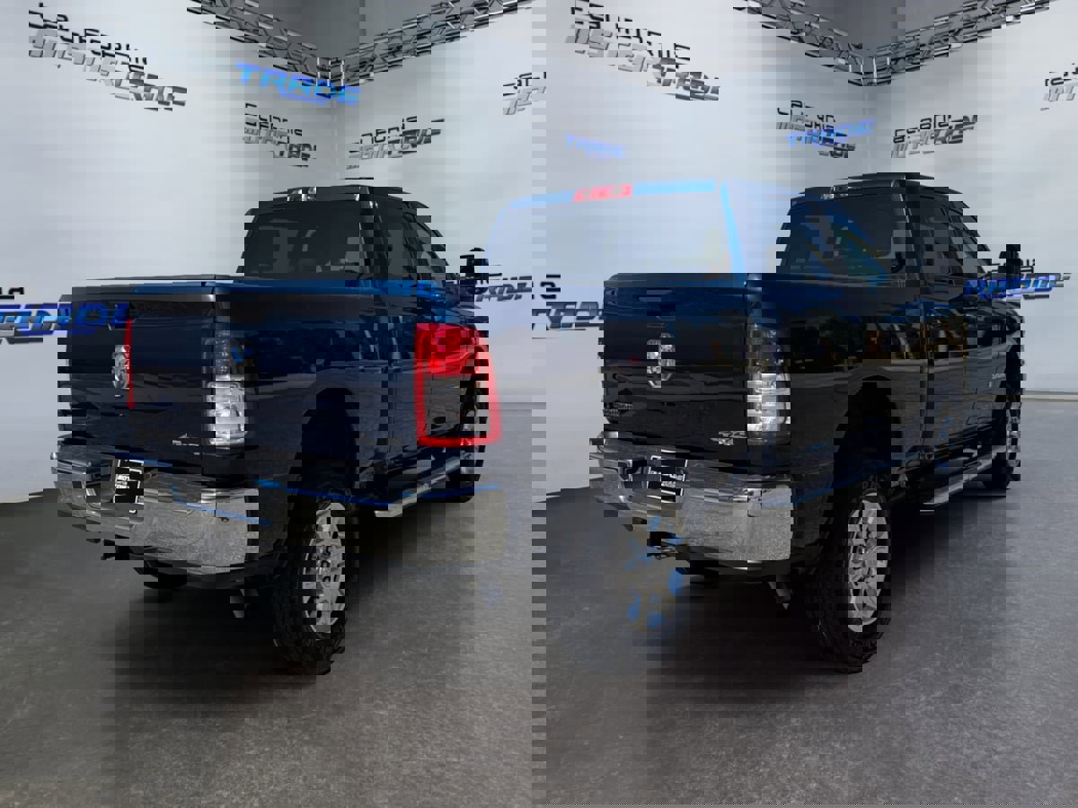 Used 2024 RAM 2500 Big Horn w/ Bed Utility Group image 5