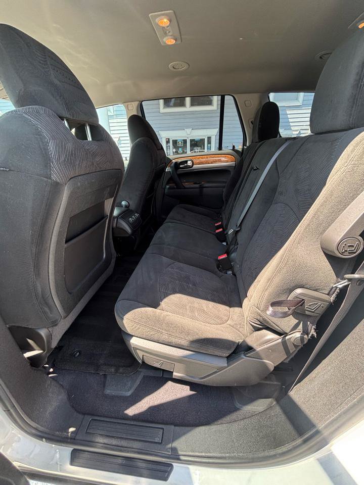 Used 2012 Buick Enclave Convenience AWD/4WD image 18