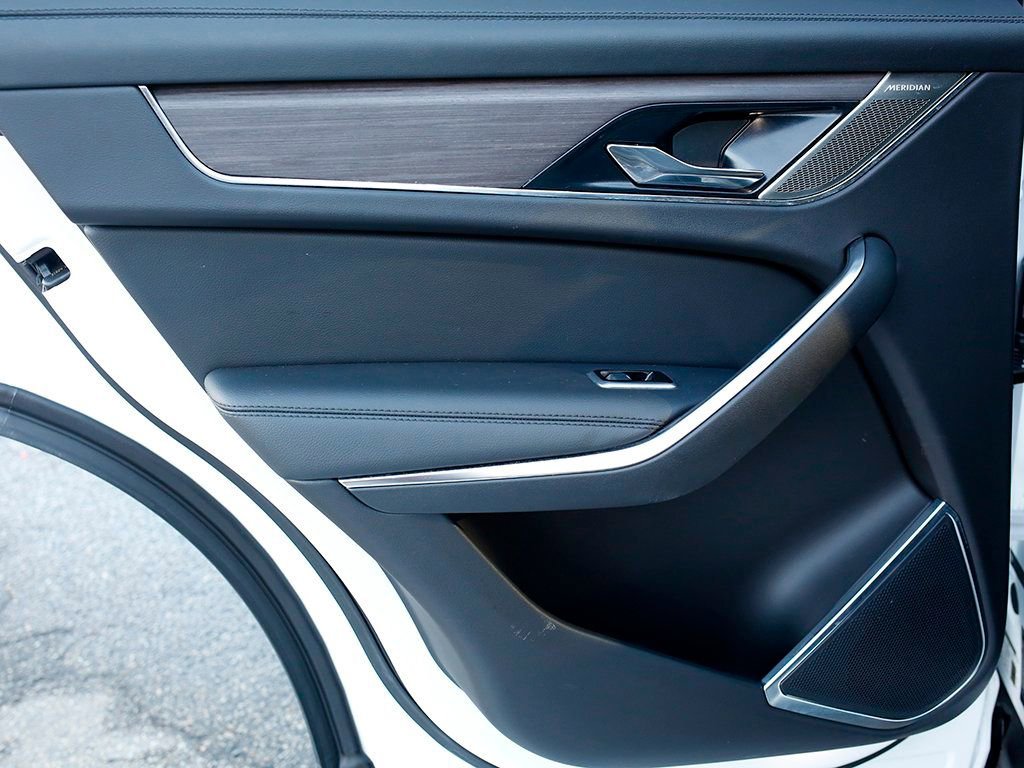 Used 2022 Jaguar F-PACE S AWD/4WD image 24