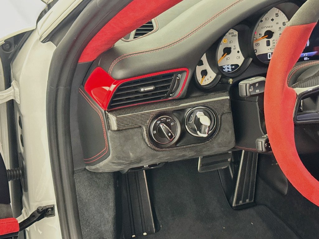 Used 2018 Porsche 911 GT2 RS RWD image 10