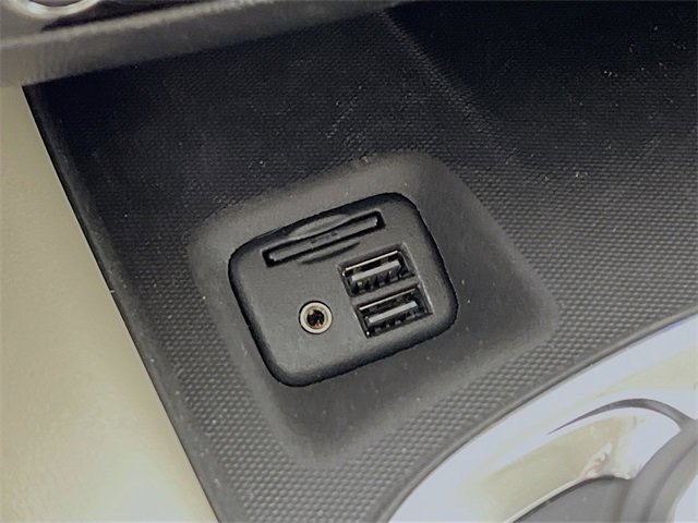 Used 2021 Buick Enclave Premium w/ Sun and Sites Package image 21