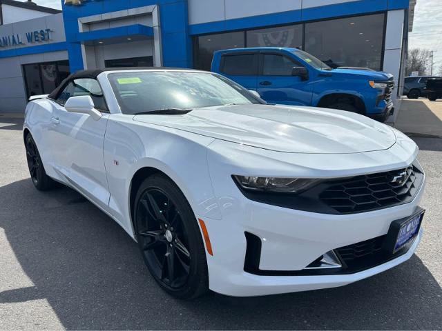 Used 2024 Chevrolet Camaro LT w/ RS Package image 11