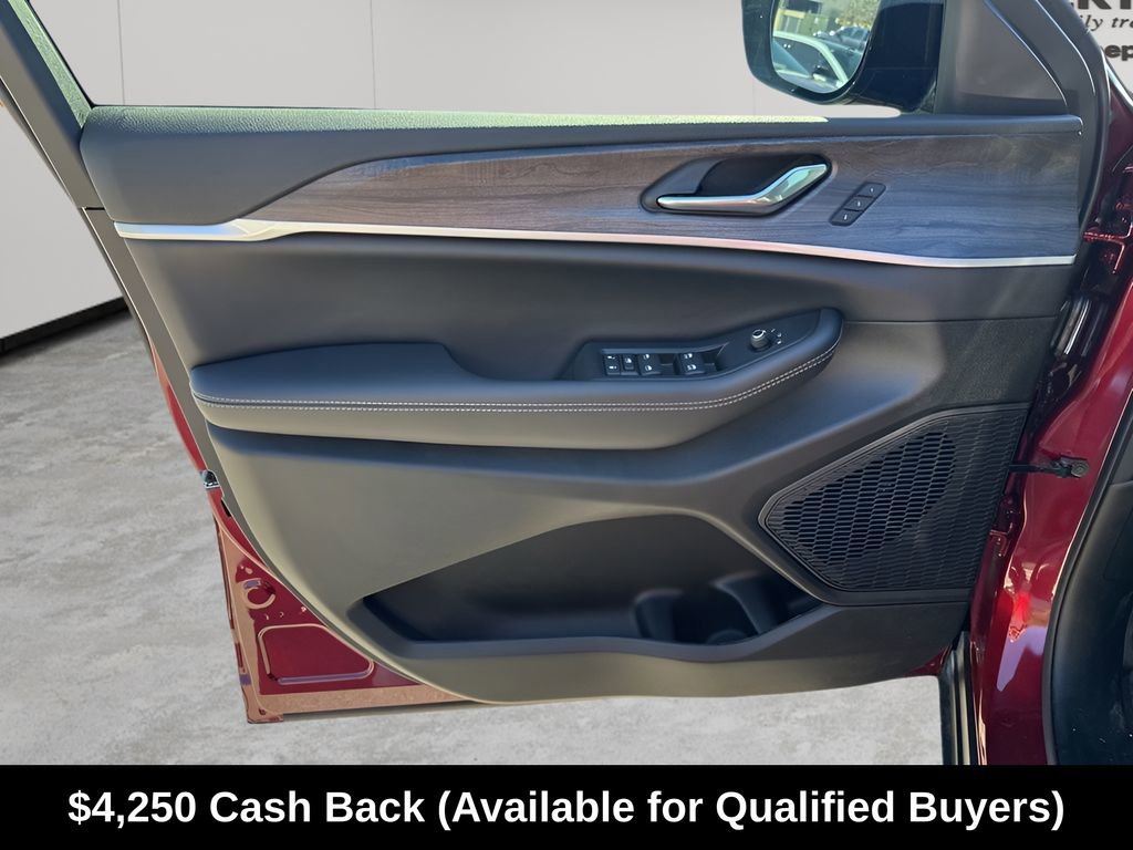 New 2025 Jeep Grand Cherokee Limited AWD/4WD image 25