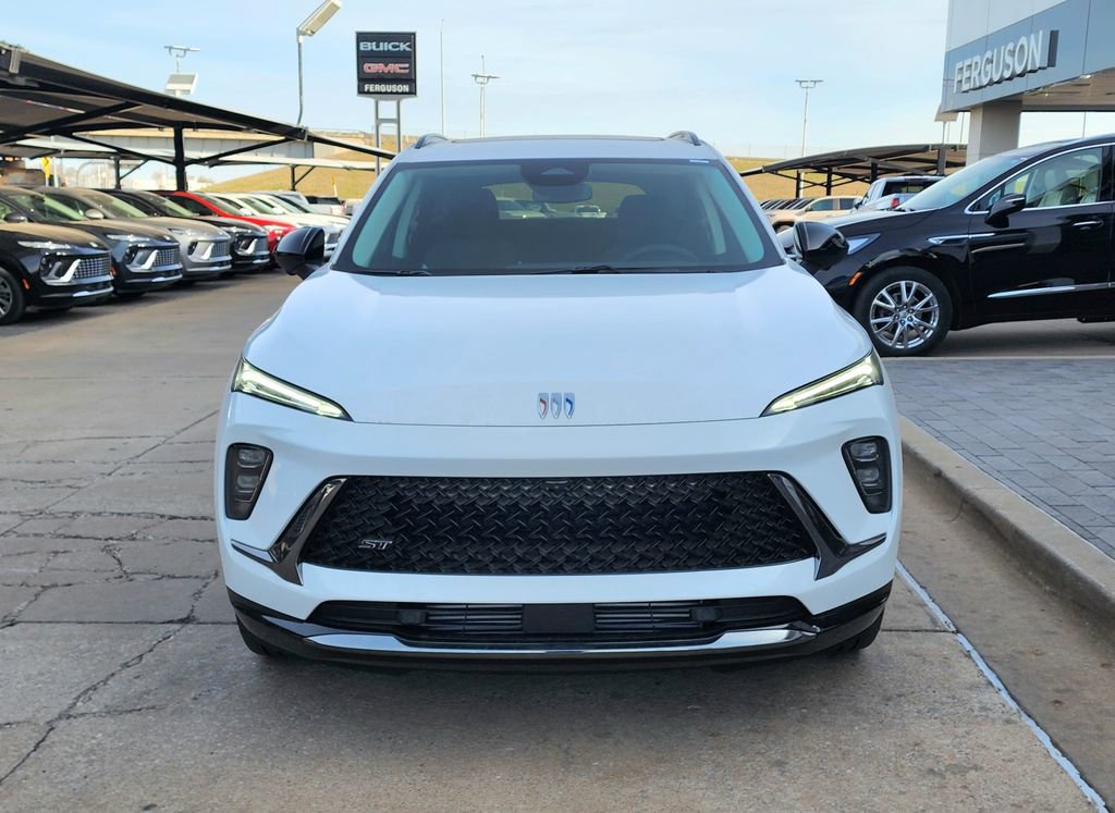 New 2026 Buick Envision Sport Touring image 9