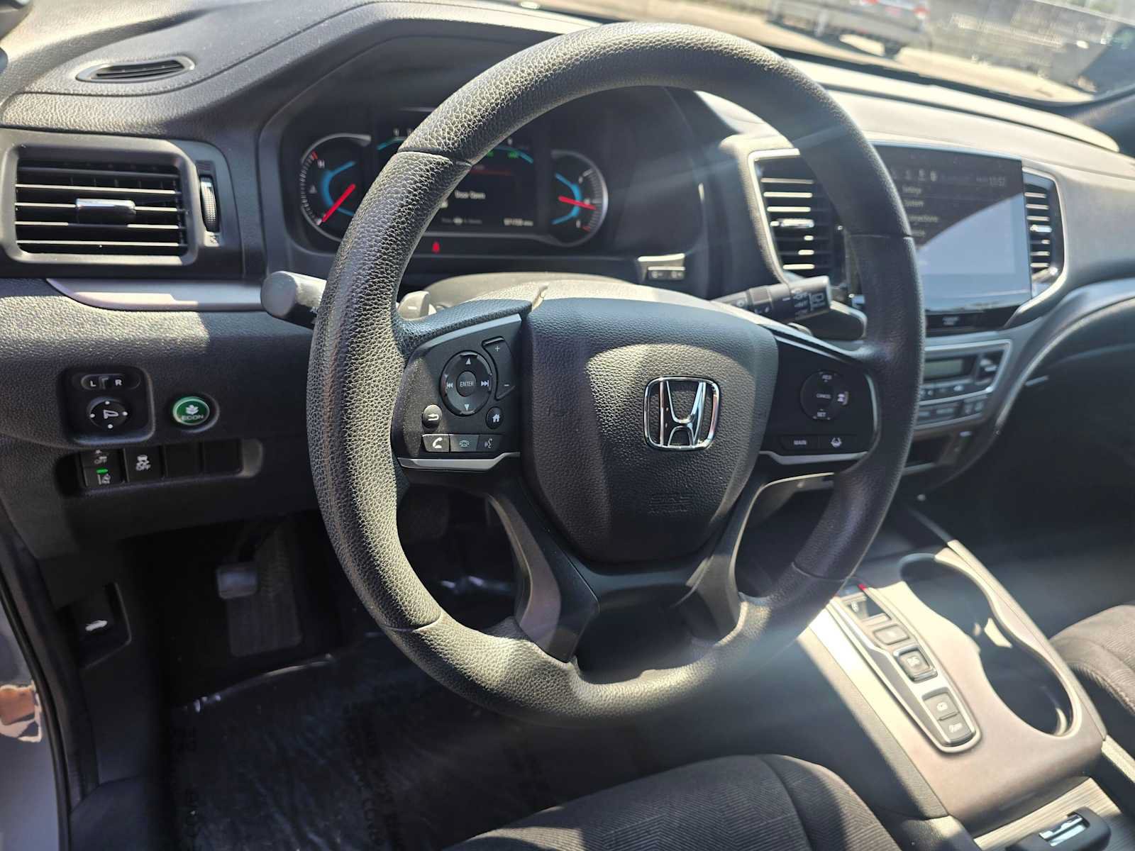 Used 2022 Honda Pilot Sport image 23