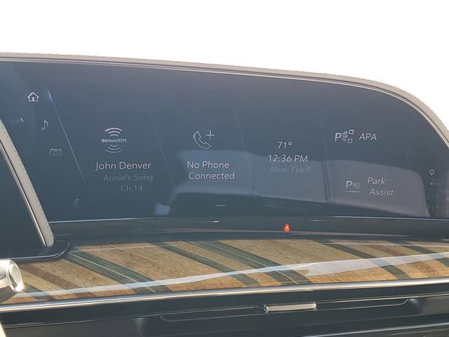 Used 2023 Cadillac Escalade Sport Platinum image 17