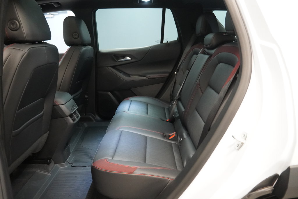 New 2027 Chevrolet Equinox RS w/ Safety and Technology Package AWD/4WD image 29