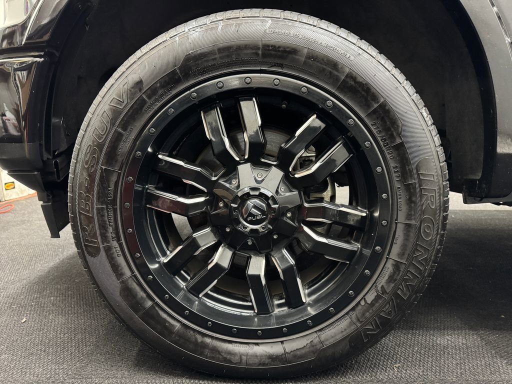 Used 2019 Ford F150 Lariat w/ Equipment Group 502A Luxury image 12