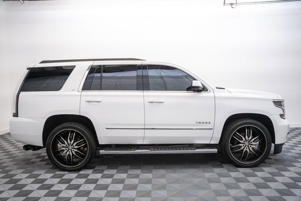 Used 2020 Chevrolet Tahoe LT w/ Luxury Package RWD image 4
