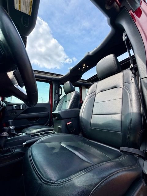 Used 2021 Jeep Wrangler Unlimited Sahara AWD/4WD image 18