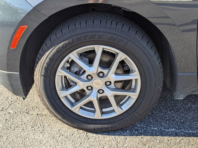 Used 2023 Chevrolet Equinox LT image 35