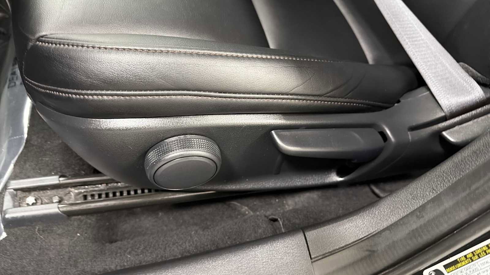 Used 2024 MAZDA MAZDA3 s image 14