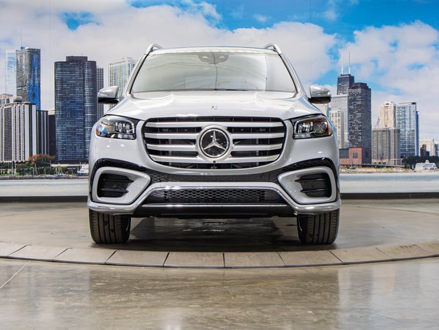 Certified 2025 Mercedes-Benz GLS 580 4MATIC image 3