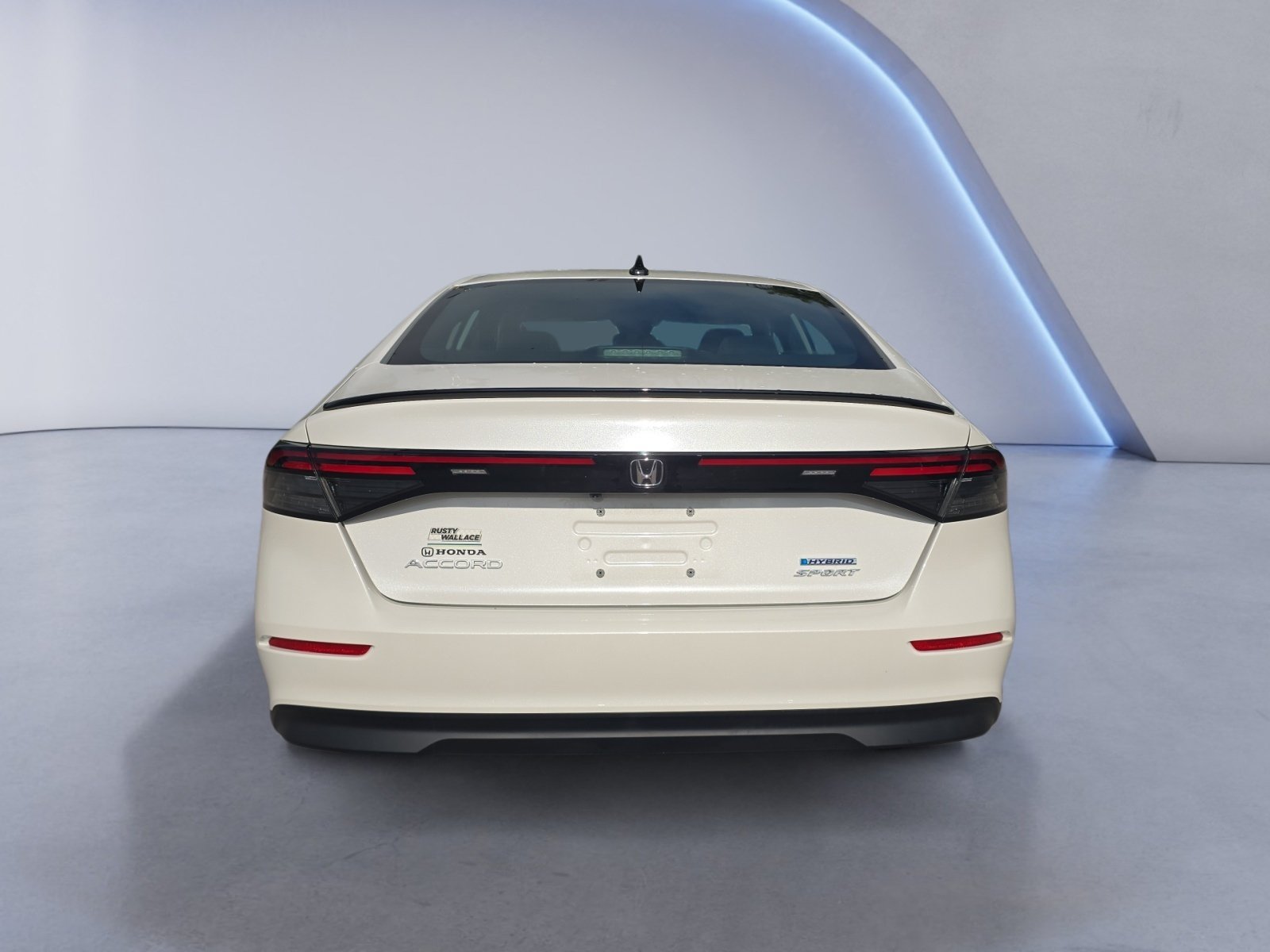 Used 2024 Honda Accord Sport image 4